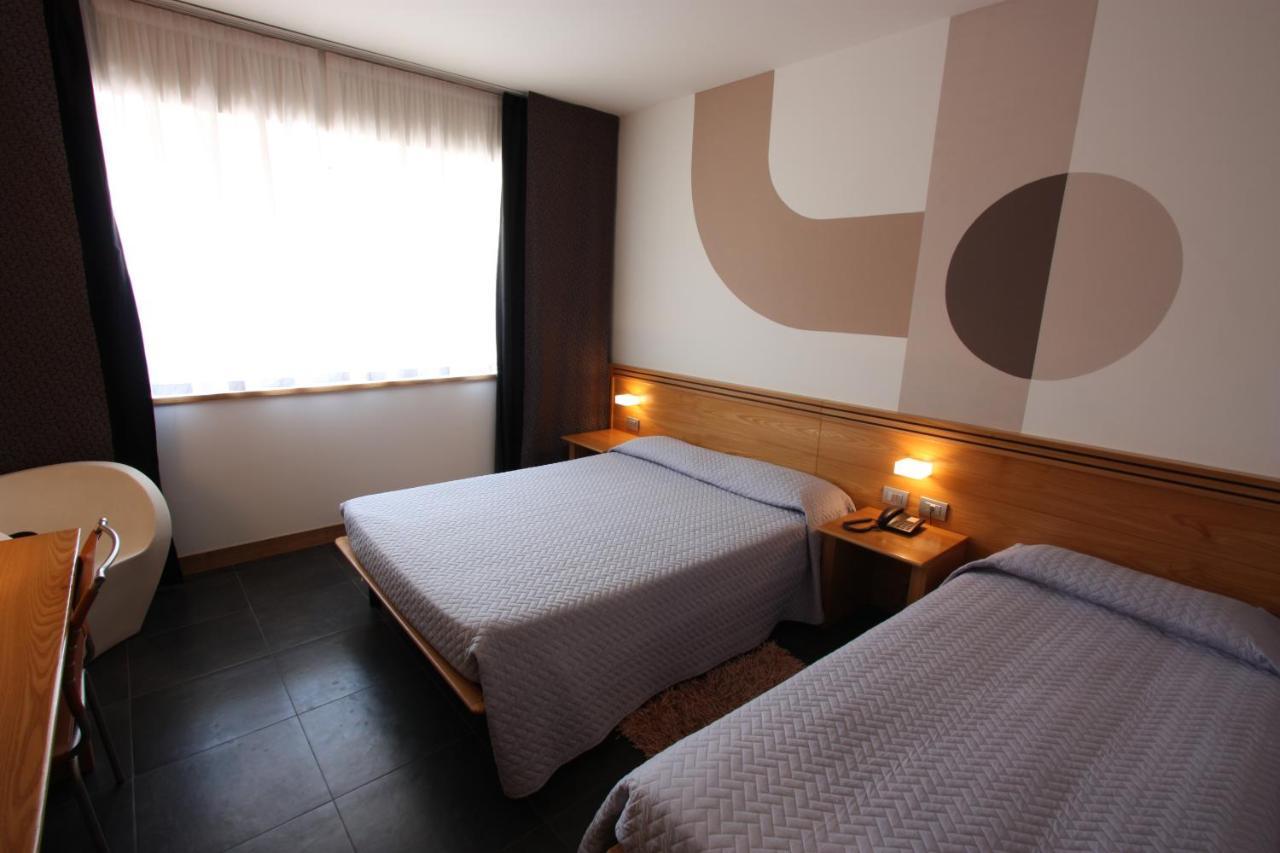 Hotel Europa Belluno Esterno foto