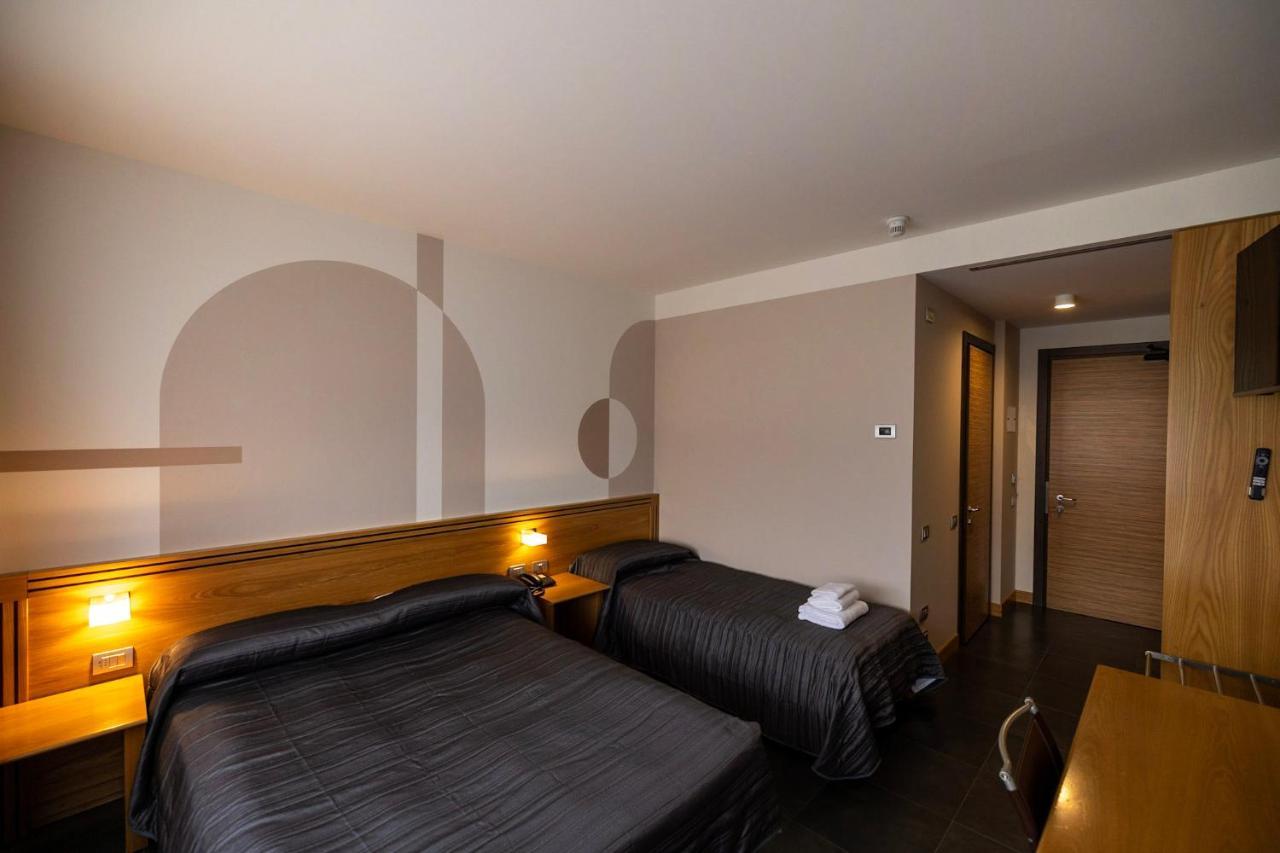Hotel Europa Belluno Esterno foto