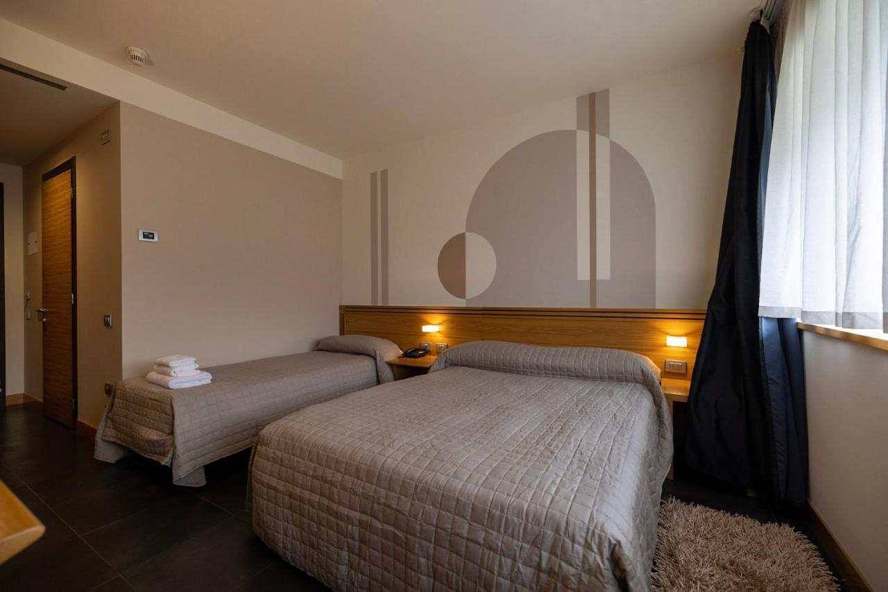 Hotel Europa Belluno Esterno foto