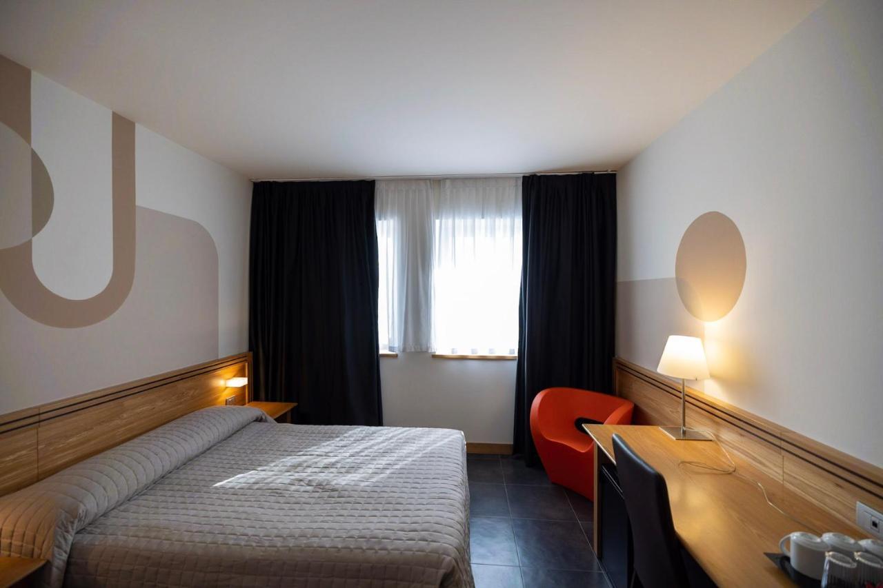 Hotel Europa Belluno Esterno foto