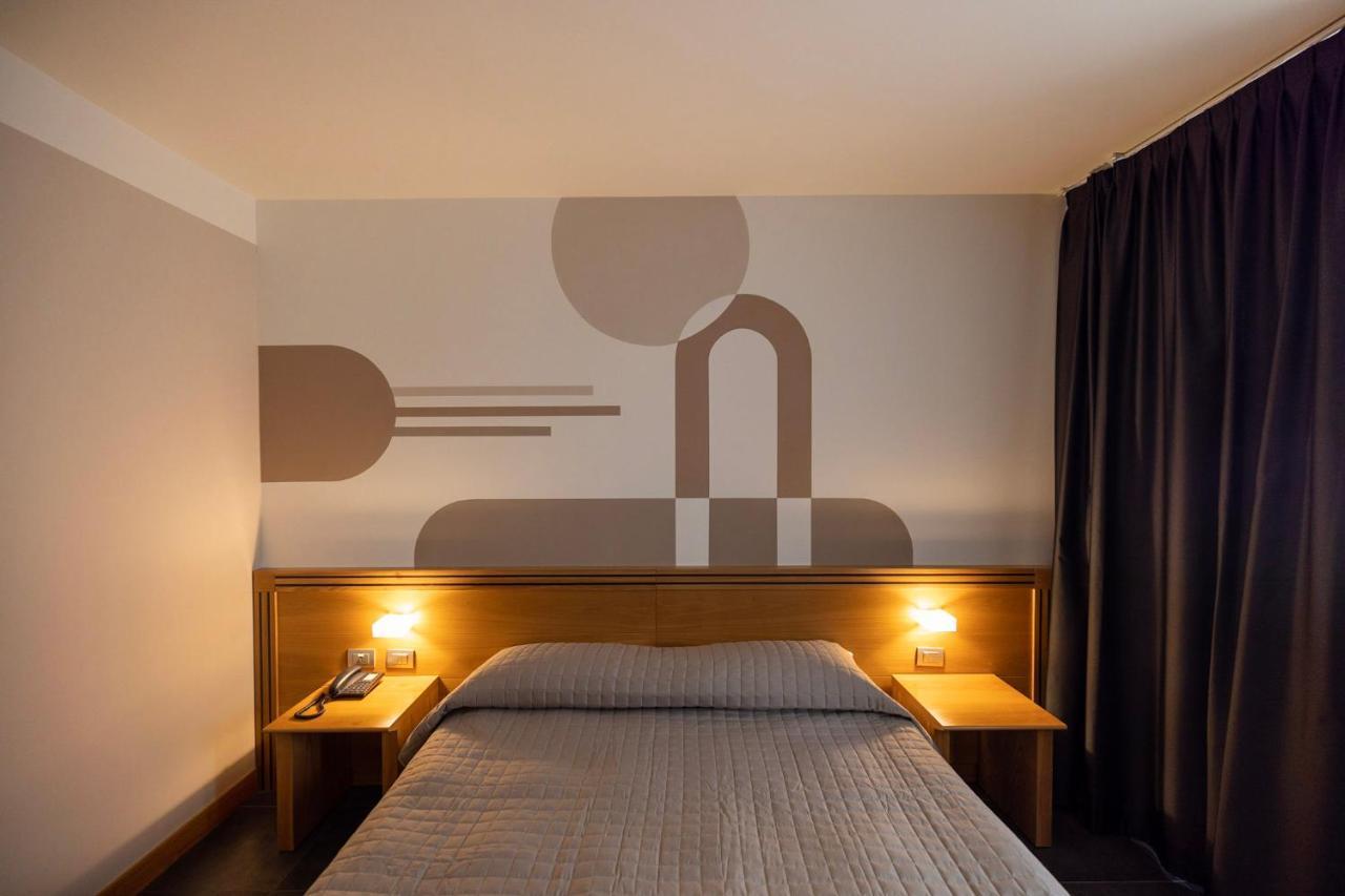 Hotel Europa Belluno Esterno foto